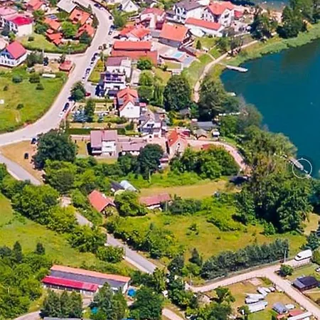 Domek Letniskowy Z Widikiem Na Jezioro *
